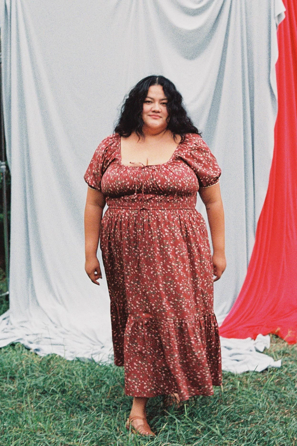The Brynne Dress Extended | Rouge Rosette - Image 2