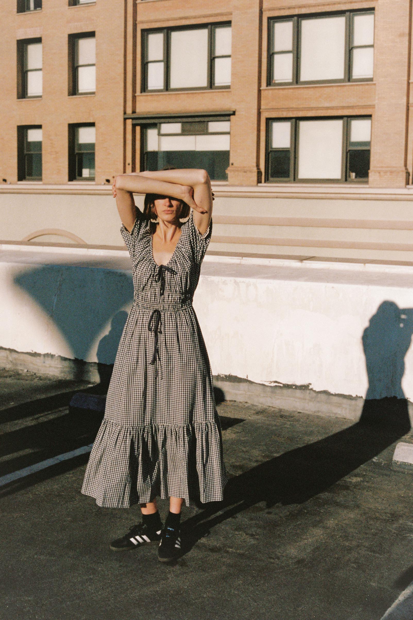 The Brynne Dress Petites | Midnight Picnic - Image 4