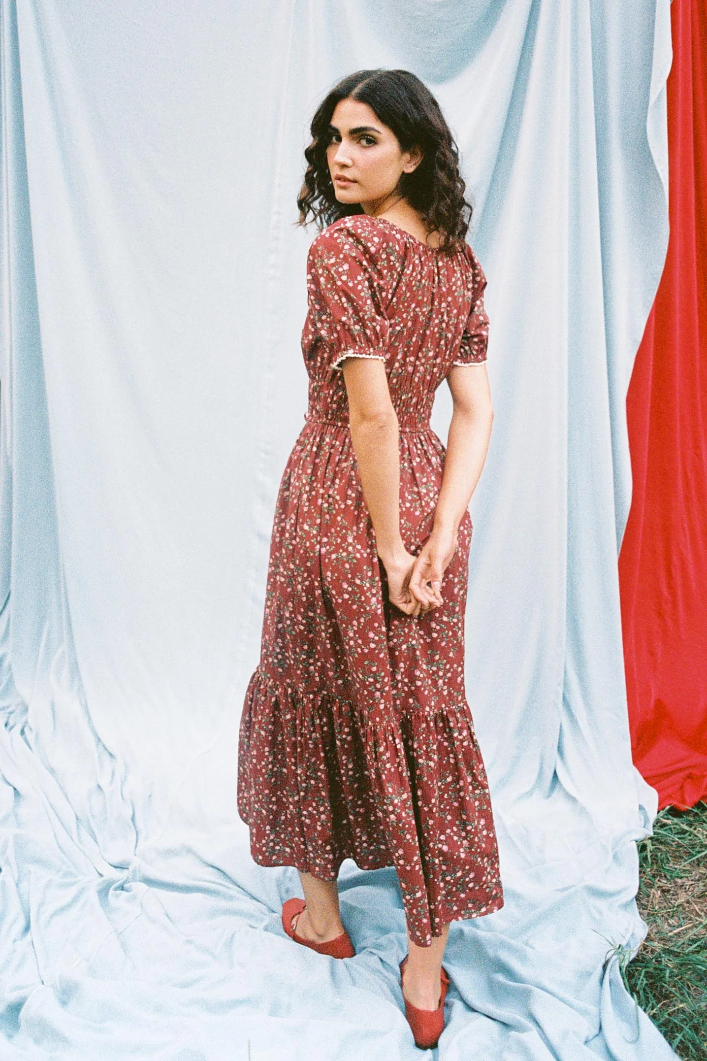 The Brynne Dress Petites | Rouge Rosette - Image 4