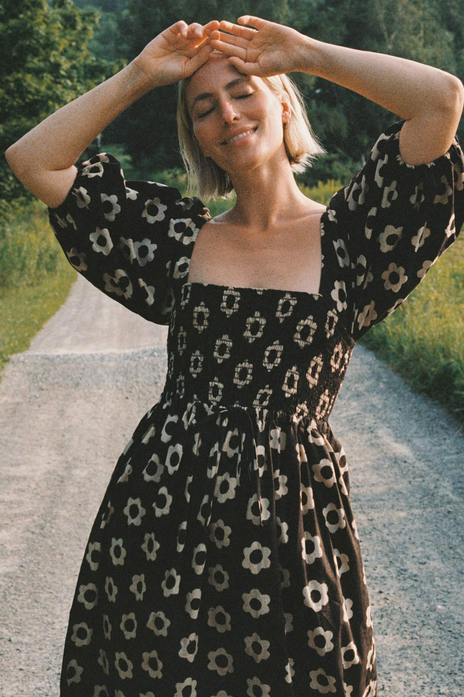 The Katrina Dress | Noir Daisy