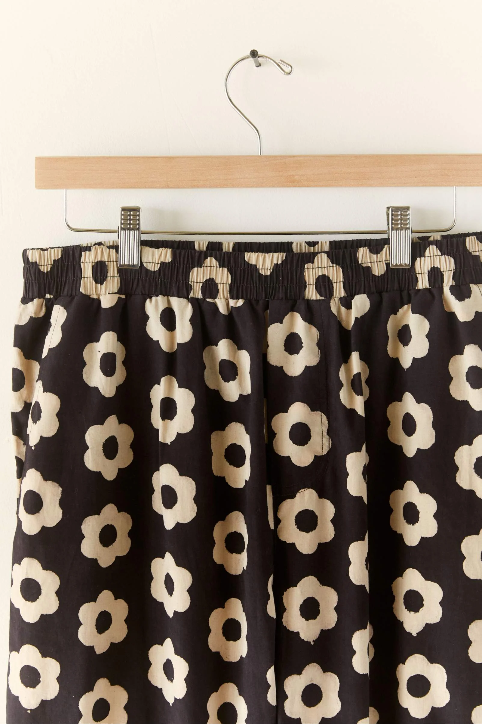 The Nicolas Pant | Noir Daisy - Image 6