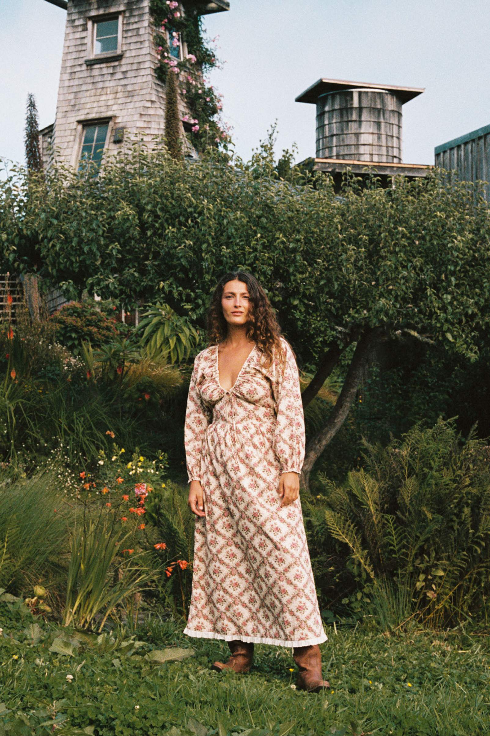 The Venus Dress | Ivory Rose Lattice - Image 7